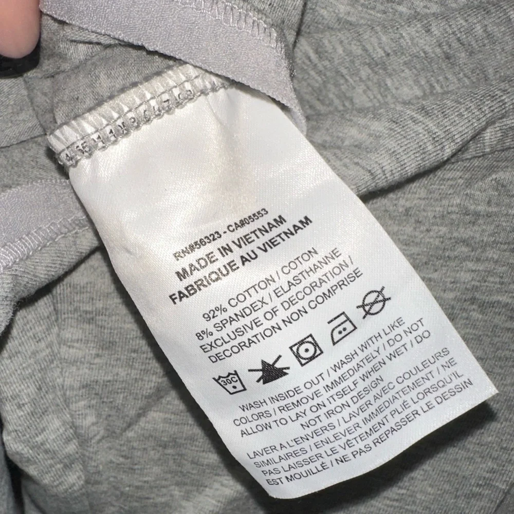 Nike women’s grey center embroidered swoosh short sleeve bodysuit S athleisure
